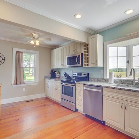 Updated Cape Charles Home About 2 Mi To Beachfront! Exterior photo